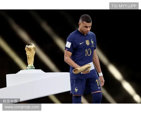 历届世界杯金靴奖得主的影响力与足球历史上的地位评述